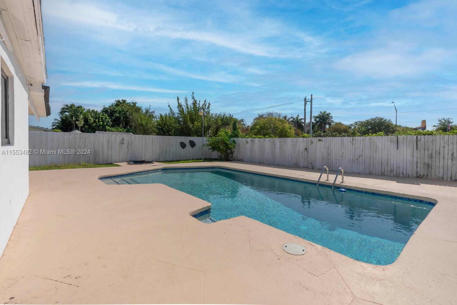 12601 Southwest 84th Avenue Road Miami, FL 33156 - Photo 23 of 40 Large Pool and entertaining area