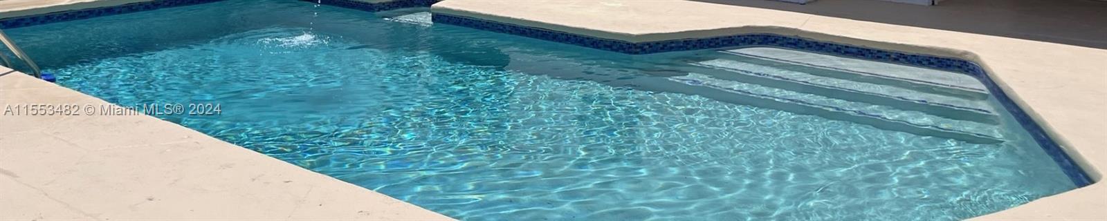 12601 Southwest 84th Avenue Road Miami, FL 33156 - Photo 29 of 40 Neat and clear