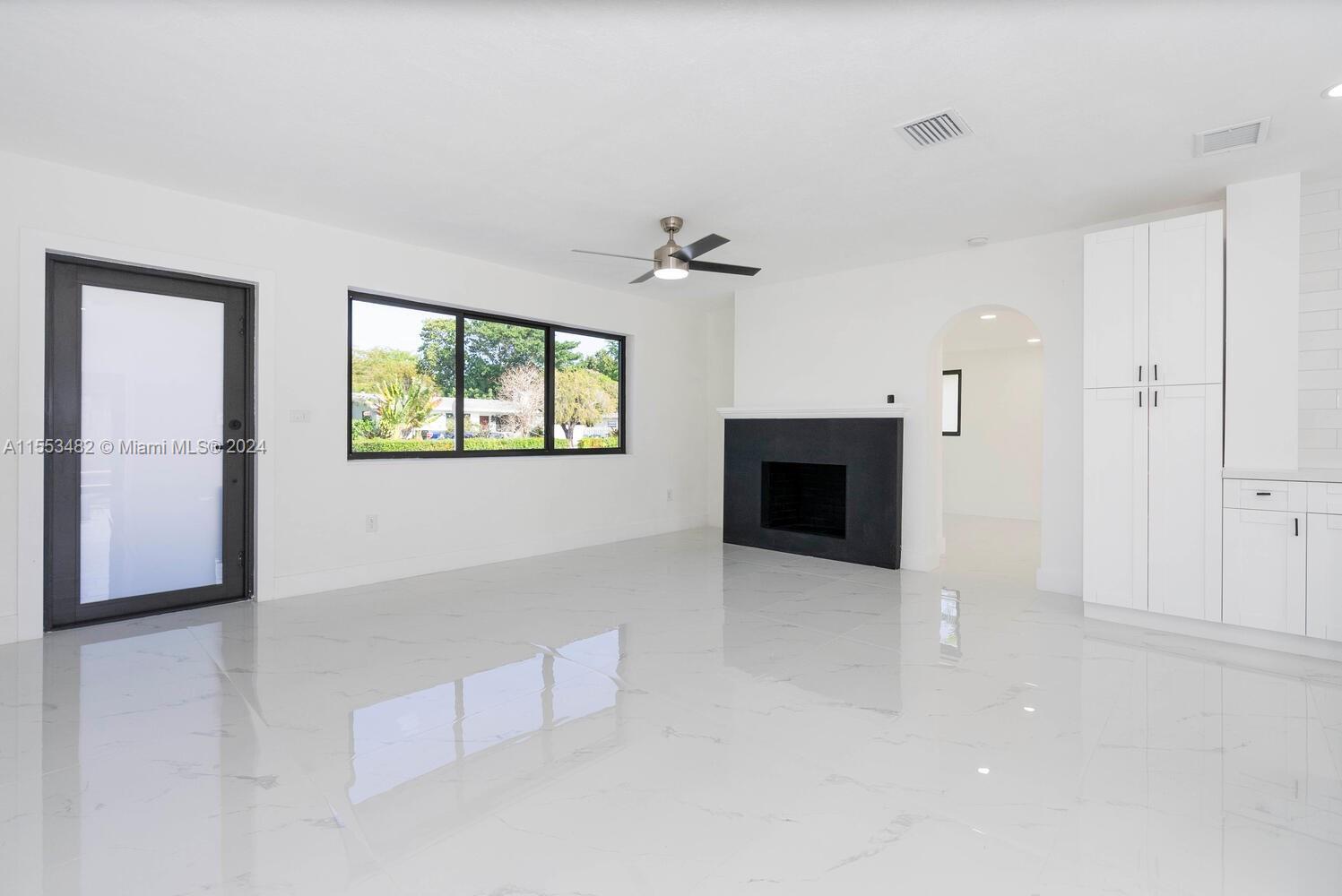 12601 Southwest 84th Avenue Road Miami, FL 33156 - Photo 8 of 40 Open Concept