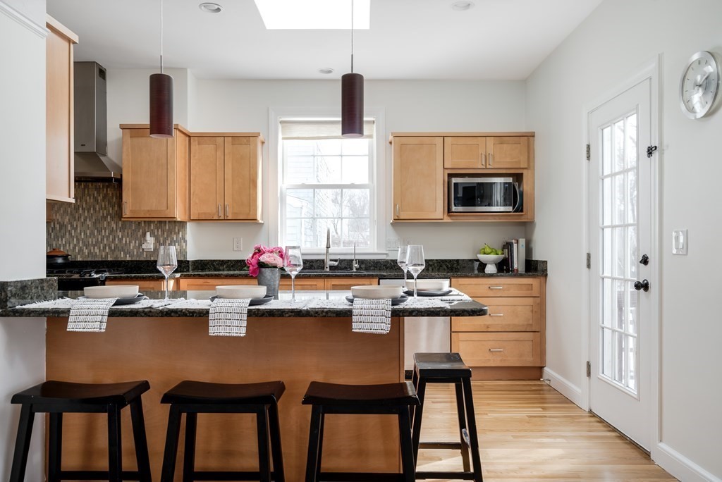 24 Newcastle Road Belmont, MA 02478 - Photo 13 of 32