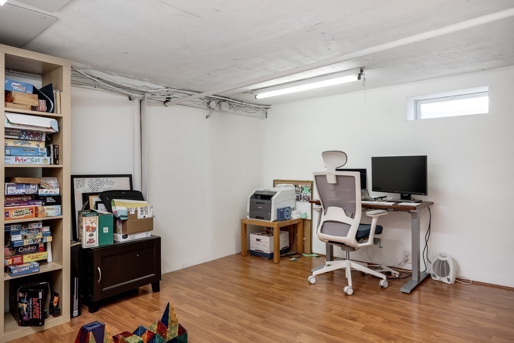 24 Newcastle Road Belmont, MA 02478 - Photo 28 of 32