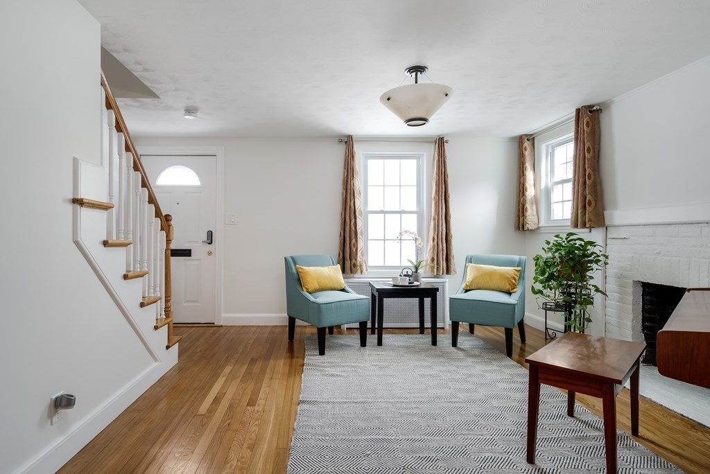 24 Newcastle Road Belmont, MA 02478 - Photo 5 of 32