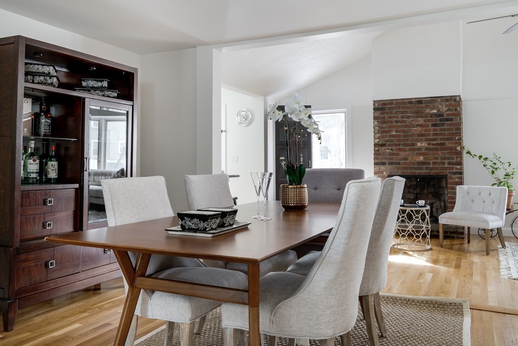 24 Newcastle Road Belmont, MA 02478 - Photo 7 of 32