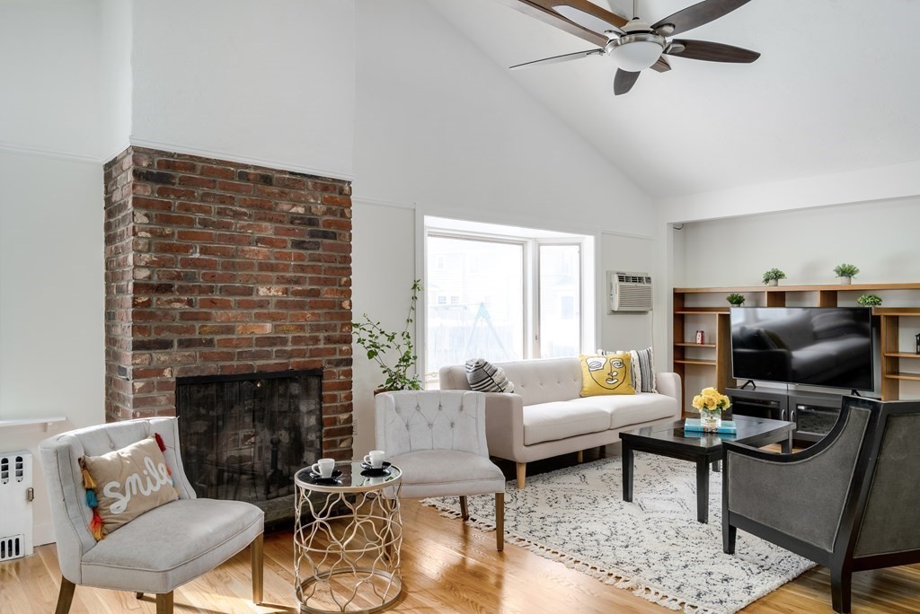 24 Newcastle Road Belmont, MA 02478 - Photo 9 of 32