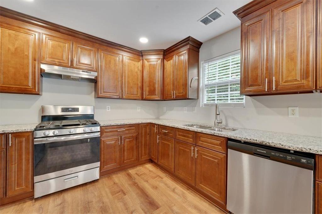 5745 Village Loop Fairburn, GA 30213 - Photo 14 of 48