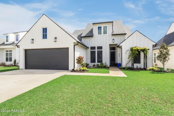 $425,000 | 202 Amsterdam Avenue, Youngsville, LA 70592