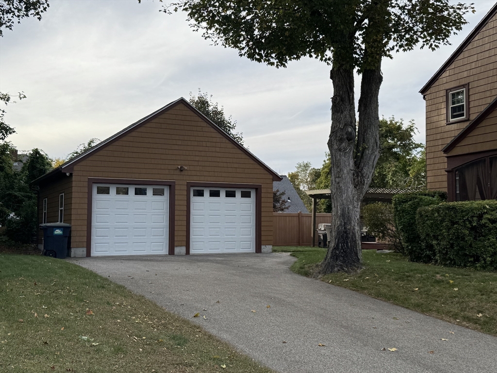112 Chestnut Street Southbridge, MA 01550 - Photo 29 of 32 a front view of house with yard and trees