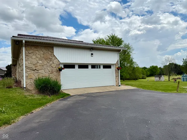 $329,900 | 1928 Highway 47, Crawfordsville, IN 47933