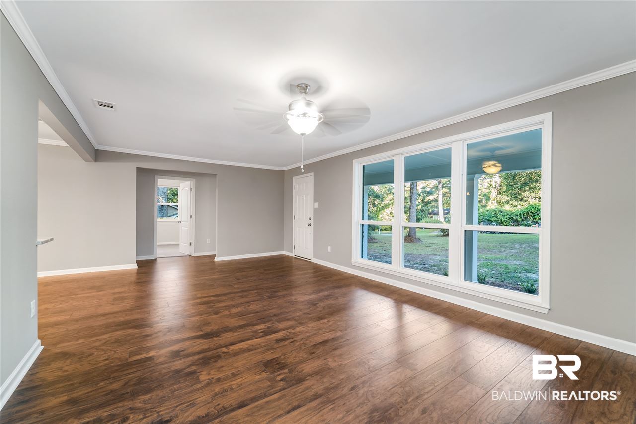 5013 Brookfield Drive North Mobile, AL 36693 - Photo 5 of 19
