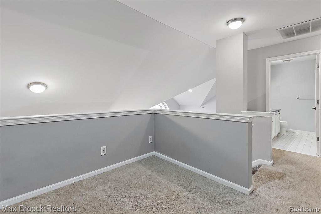 1410 Raliegh Place Troy, MI 48084 - Photo 22 of 32