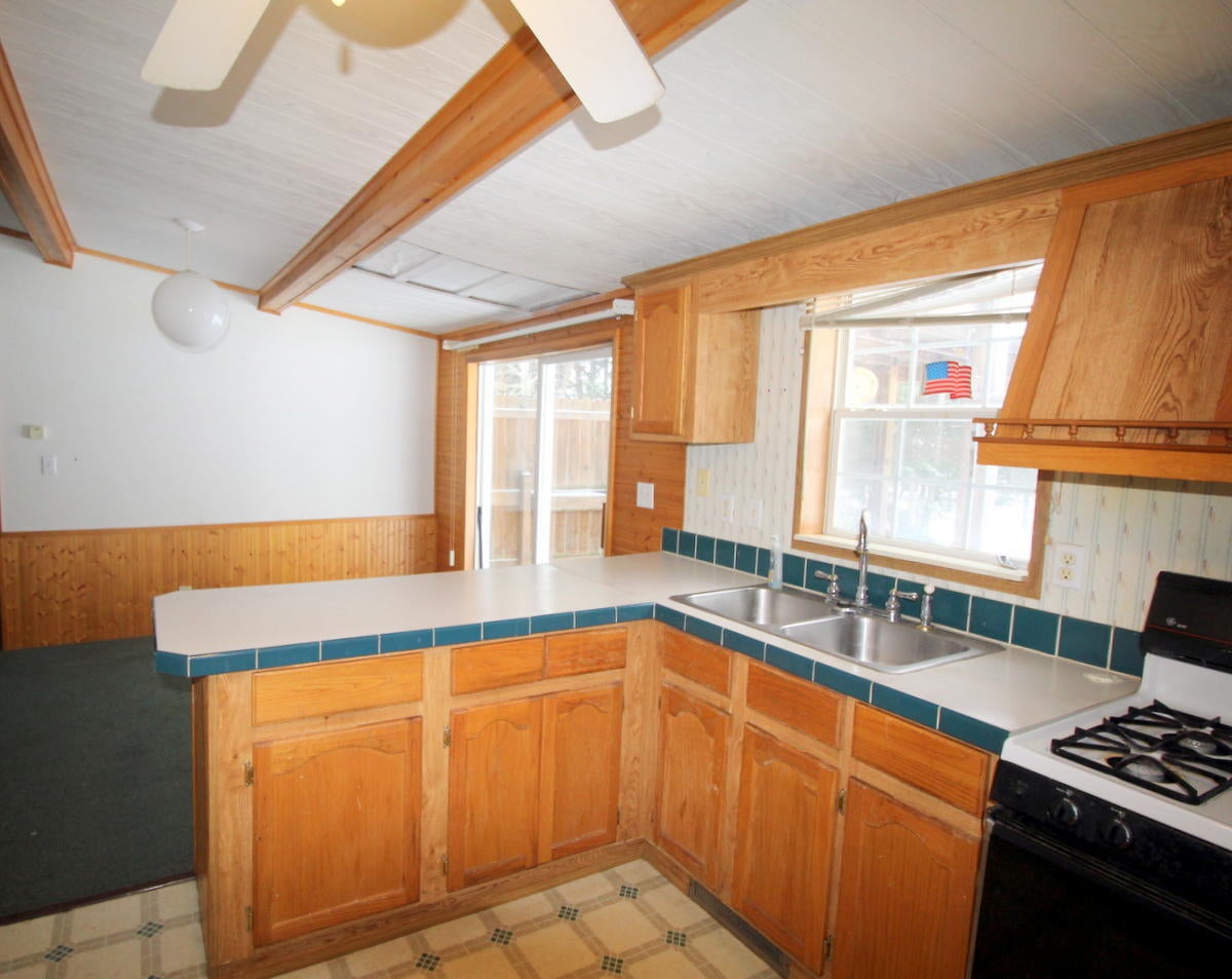 4586 Onaway Road Indian River, MI 49749 - Photo 16 of 27 Gallery Image 16