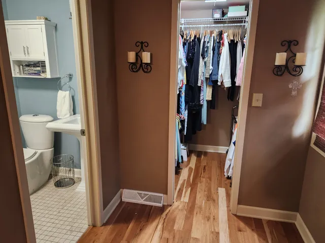 $665,000 | 4355 Continental Court, Brookfield, WI 53045