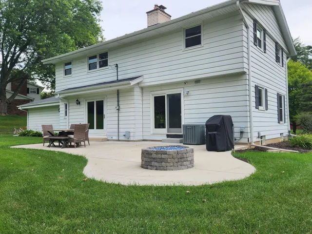 $665,000 | 4355 Continental Court, Brookfield, WI 53045