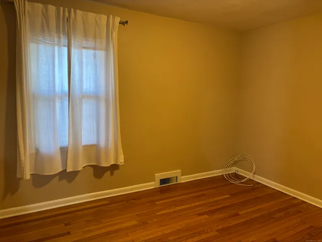 $1,950 | 897 Colonel Ledyard Highway, Ledyard, CT 06339