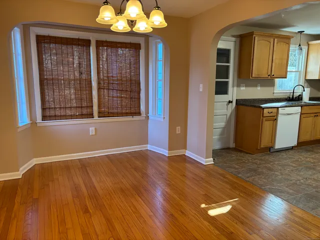 $1,950 | 897 Colonel Ledyard Highway, Ledyard, CT 06339