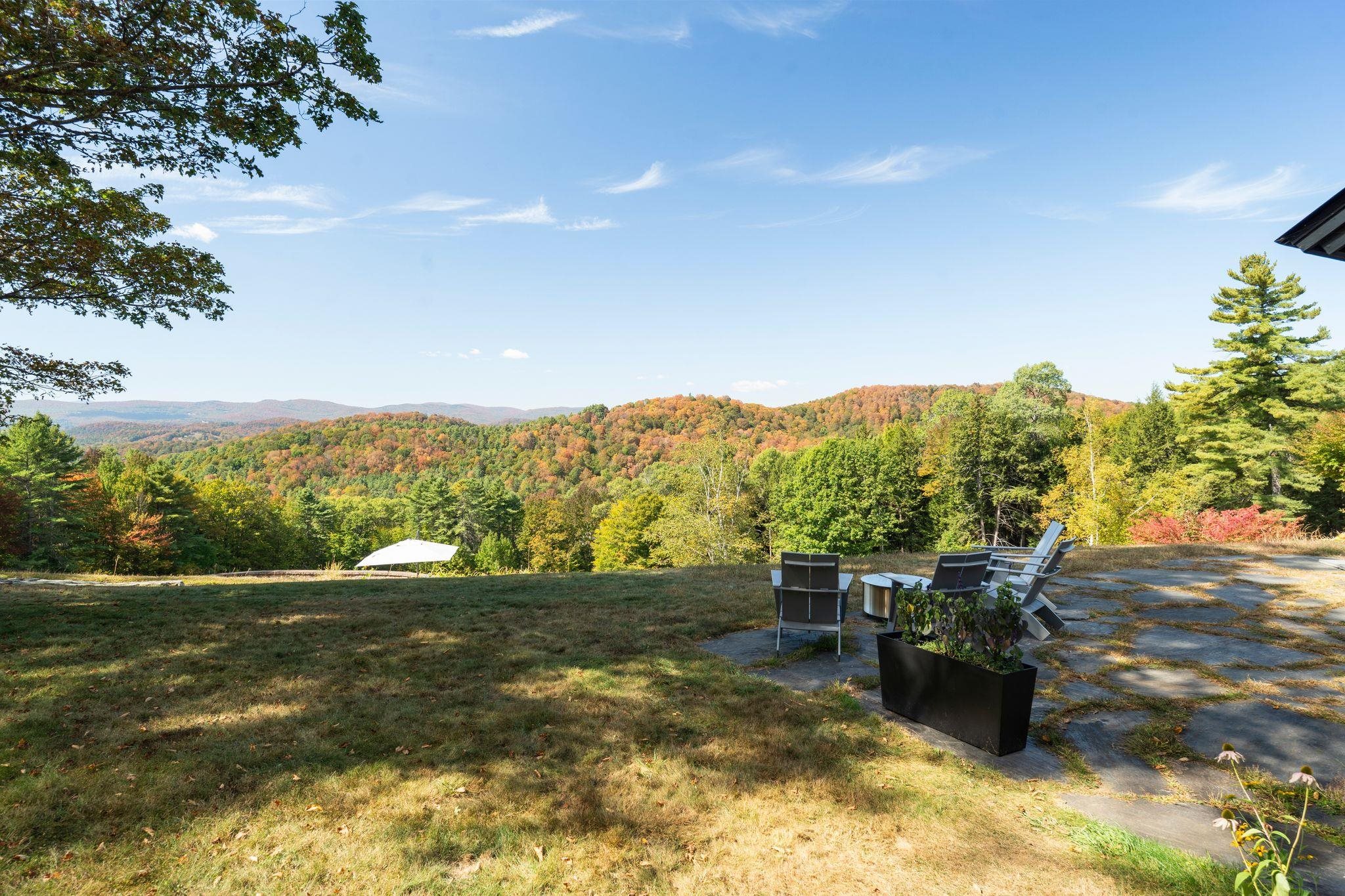 2769 Cloudland Road Woodstock, VT 05091 - Photo 4 of 56