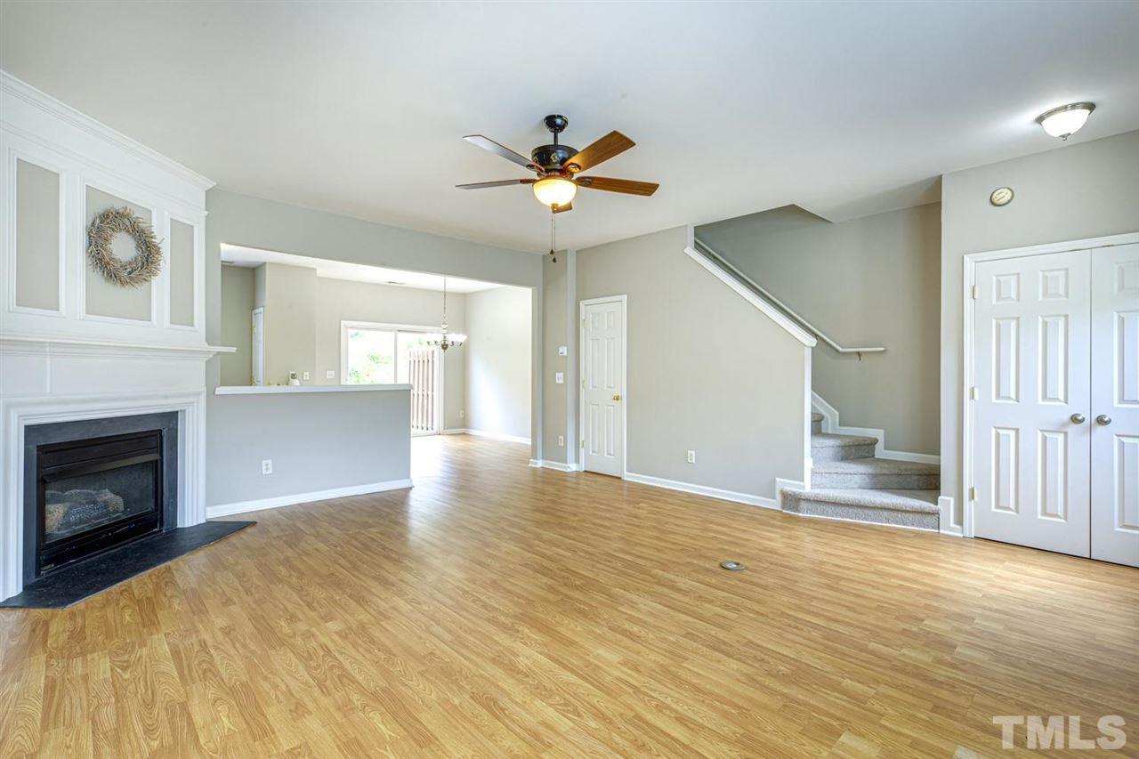 5021 Echo Ridge Road Raleigh, NC 27612 - Photo 3 of 30