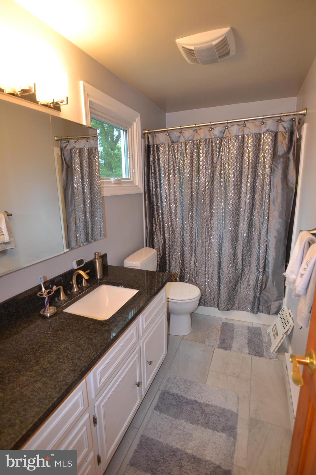 1321 Randy Drive Pottstown, PA 19464 - Photo 13 of 28 Gallery Image 13