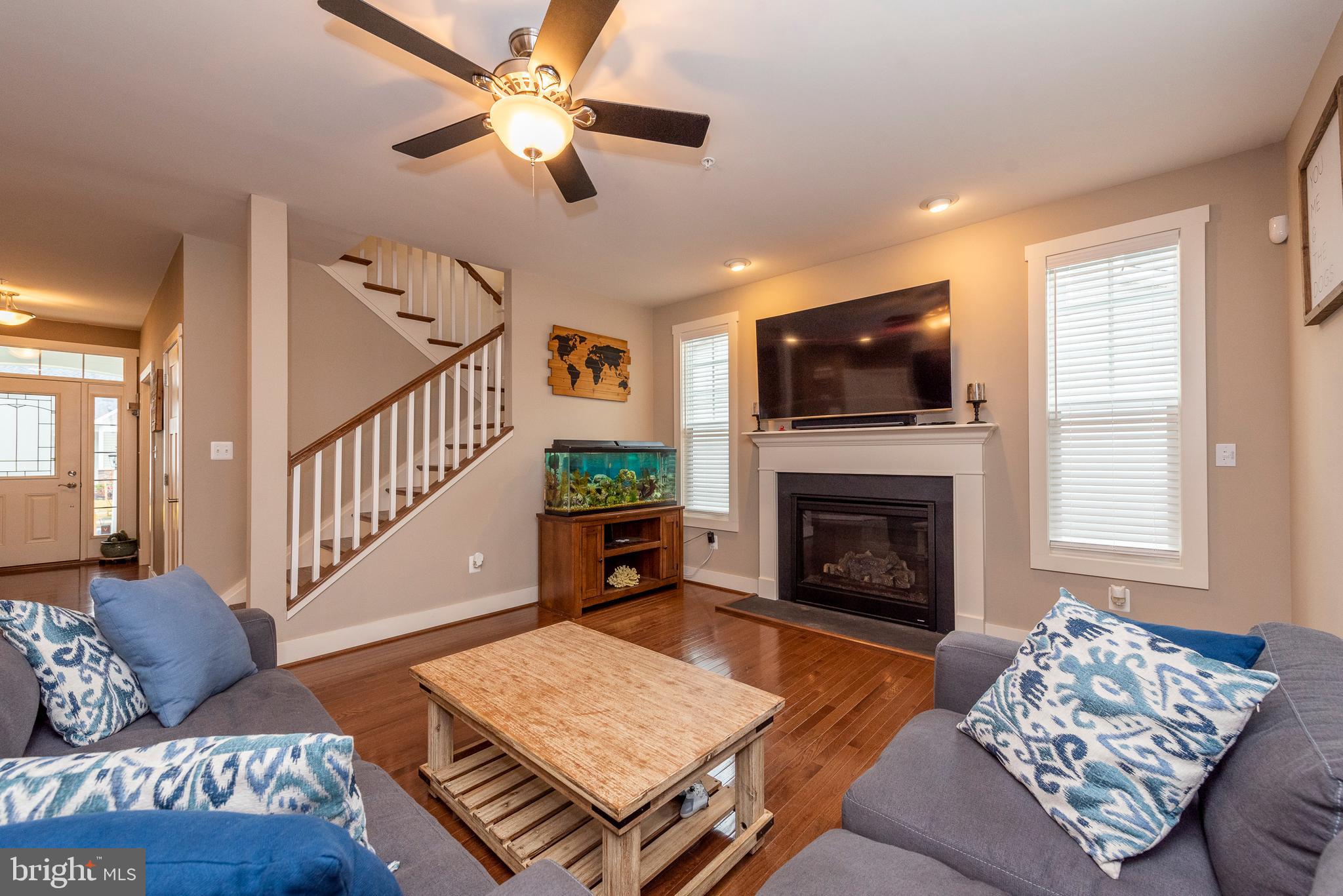 1118 Chevron Road Severn, MD 21144 - Photo 5 of 42 Living Room