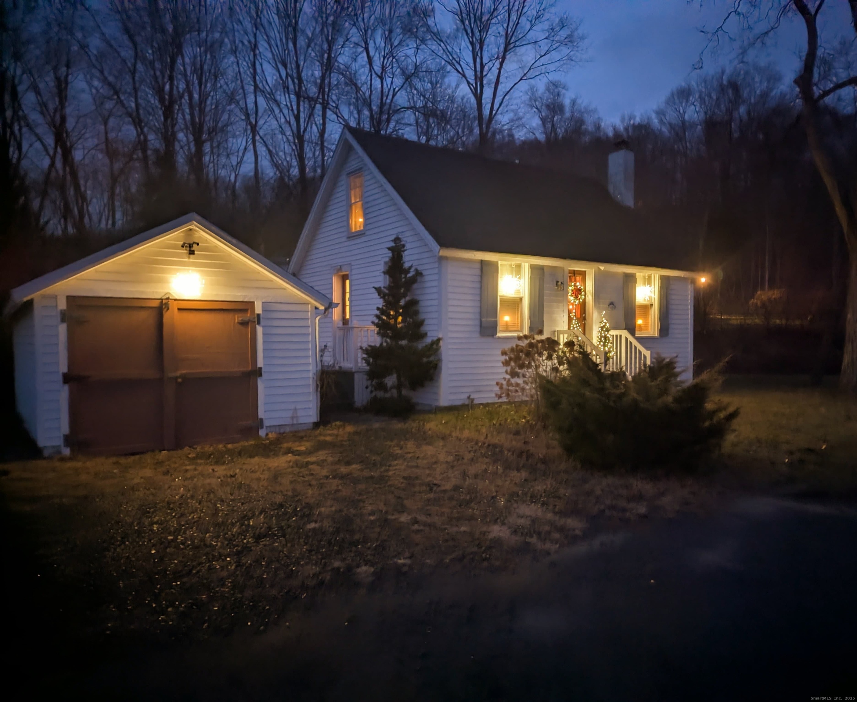 10 Hazel Plain Road Woodbury, CT 06798 - Photo 13 of 38 Night time View