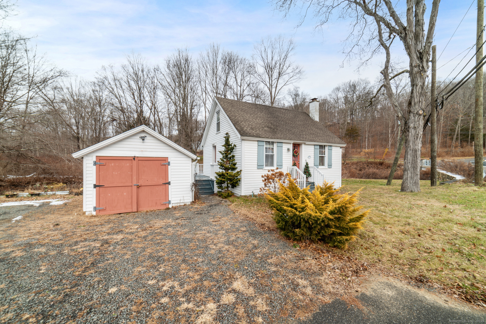 10 Hazel Plain Road Woodbury, CT 06798 - Photo 31 of 38
