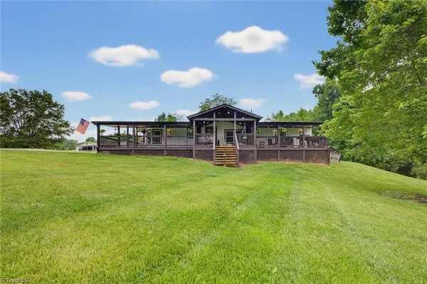 $289,000 | 371 Arbor Grove Baptist Church Road, North Wilkesboro, NC 28659