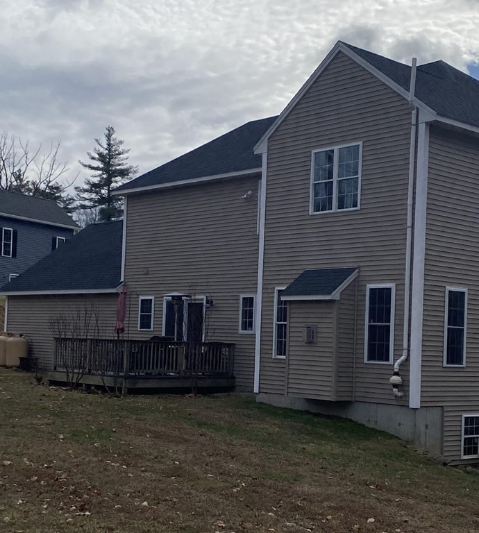 19 Draper Woods Road Sturbridge, MA 01518 - Photo 3 of 25
