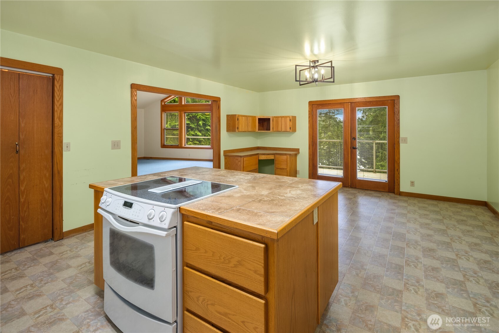 22732 Scotty Road Granite Falls, WA 98252 - Photo 9 of 33 Gallery Image 9