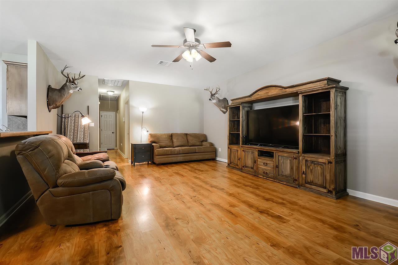 11241 Buddy Ellis Road Denham Springs, LA 70726 - Photo 7 of 12 Gallery Image 7