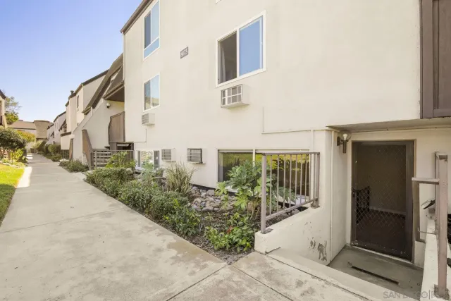 $479,000 | 8075 Caminito De Pizza, Unit C, San Diego, CA 92108