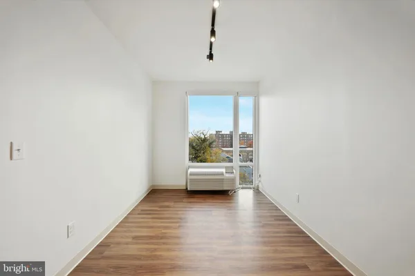 $1,365 | 4240 Chestnut Street, Unit 510, Philadelphia, PA 19104