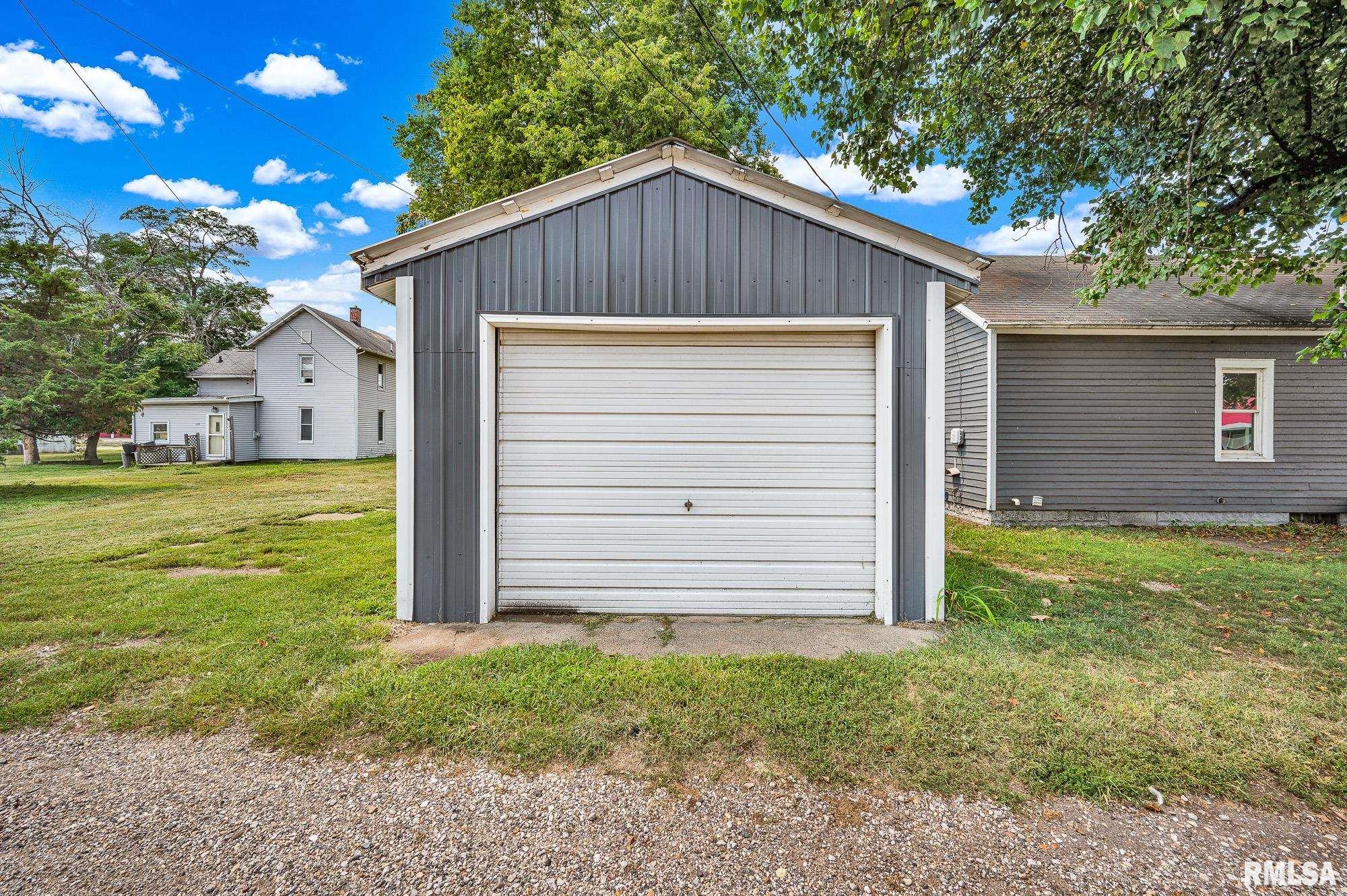 208 Fayette Street Pekin, IL 61554 - Photo 15 of 15