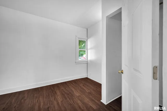 $64,900 | 208 Fayette Street, Pekin, IL 61554