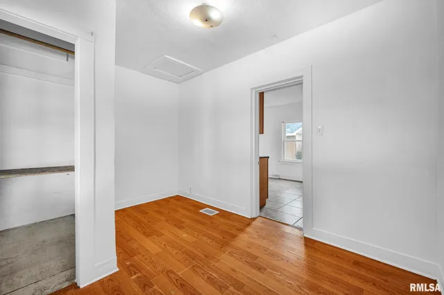 $64,900 | 208 Fayette Street, Pekin, IL 61554