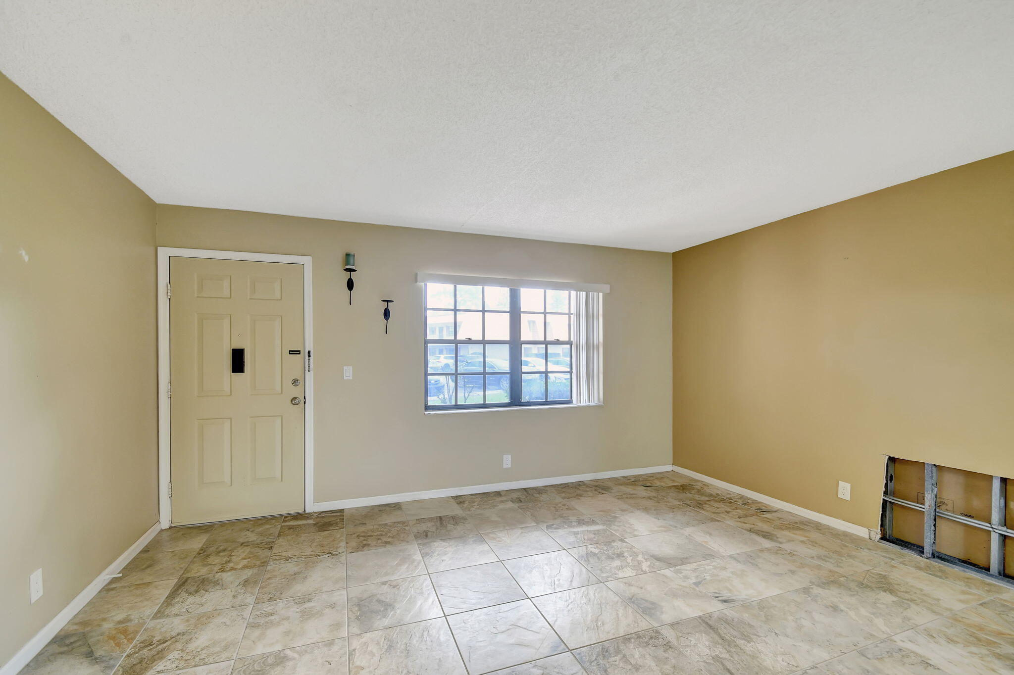 4489 Oak Terrace Drive Greenacres, FL 33463 - Photo 8 of 33 Living area