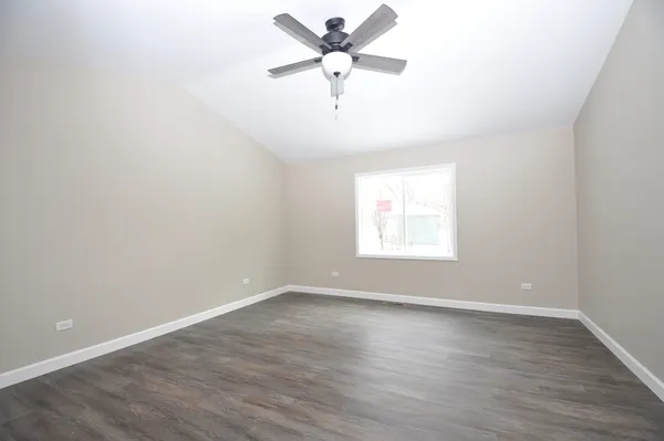 $449,900 | 316 Buena Terrace, Antioch, IL 60002