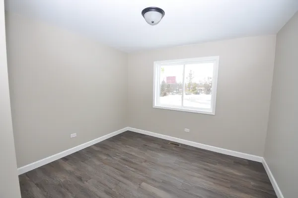 $449,900 | 316 Buena Terrace, Antioch, IL 60002