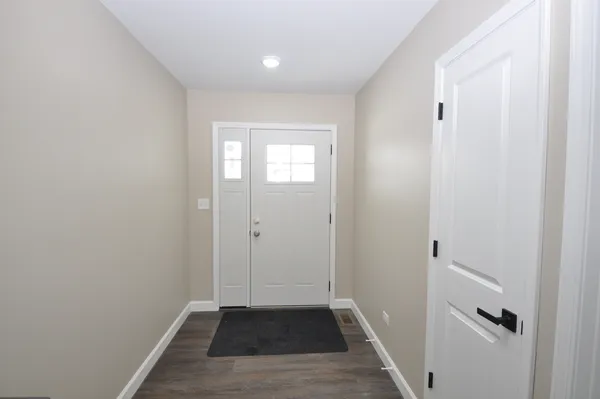 $449,900 | 316 Buena Terrace, Antioch, IL 60002