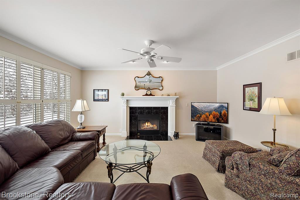 2738 Long Meadow Lane Rochester Hills, MI 48307 - Photo 15 of 64