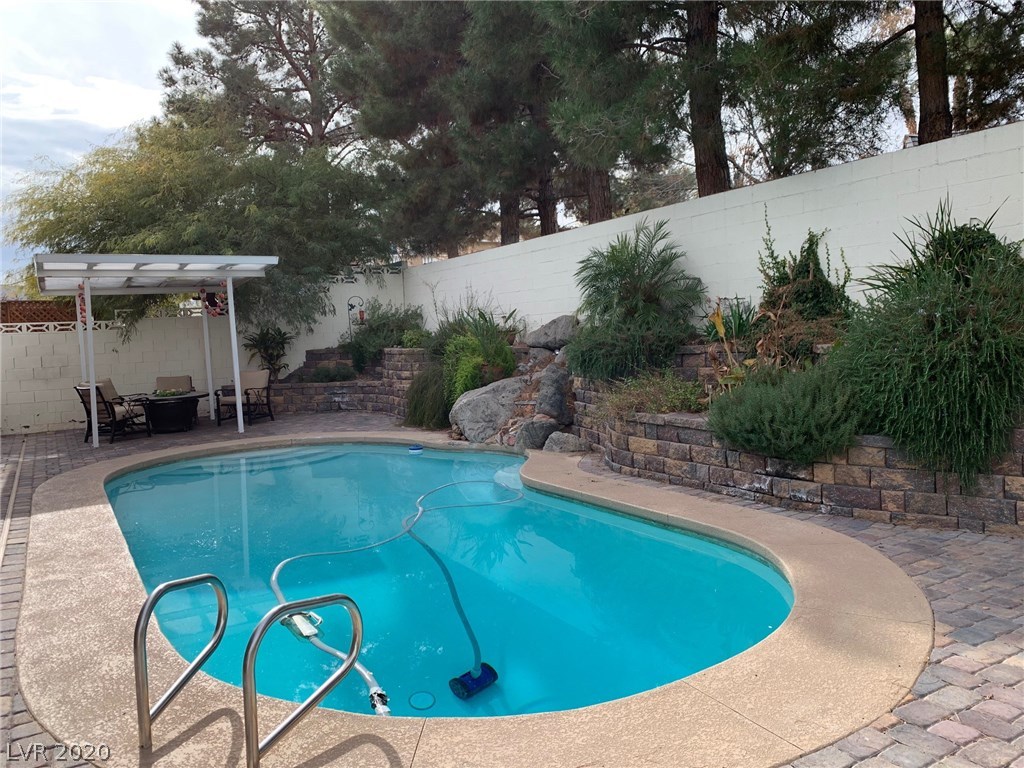 2357 Viewcrest Road Henderson, NV 89014 - Photo 24 of 32 Gallery Image 24