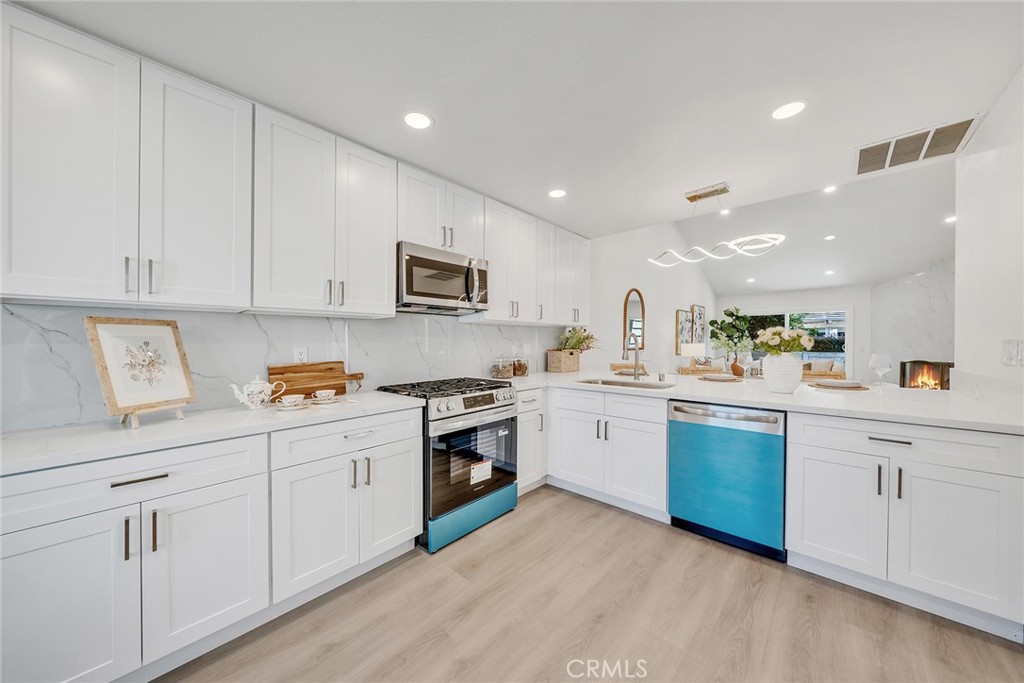 12 Primrose Irvine, CA 92604 - Photo 13 of 75