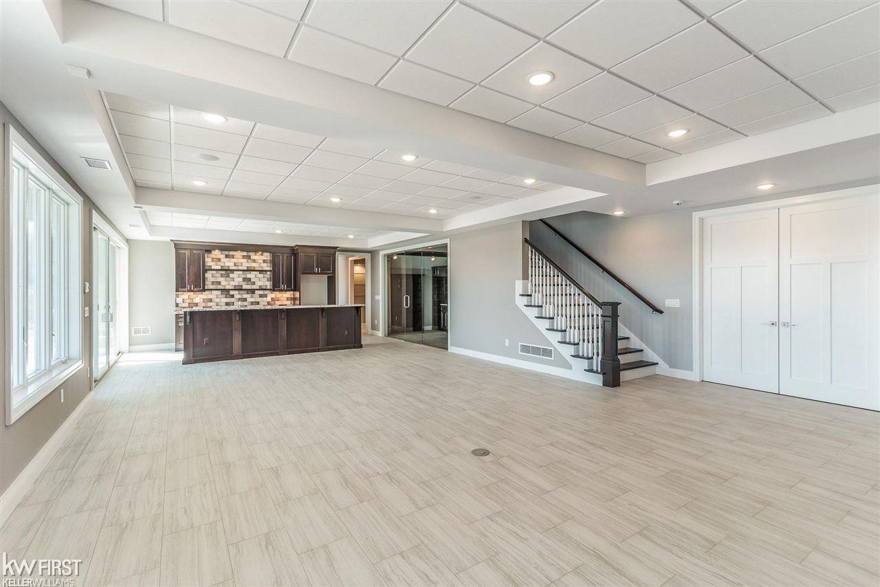 13185 Torrey Road Fenton, MI 48430 - Photo 56 of 96