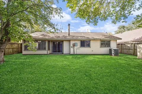 $249,500 | 1119 Margate Drive, Pearland, TX 77584