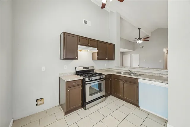 $255,000 | 1119 Margate Drive, Pearland, TX 77584