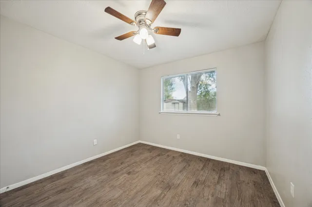 $255,000 | 1119 Margate Drive, Pearland, TX 77584