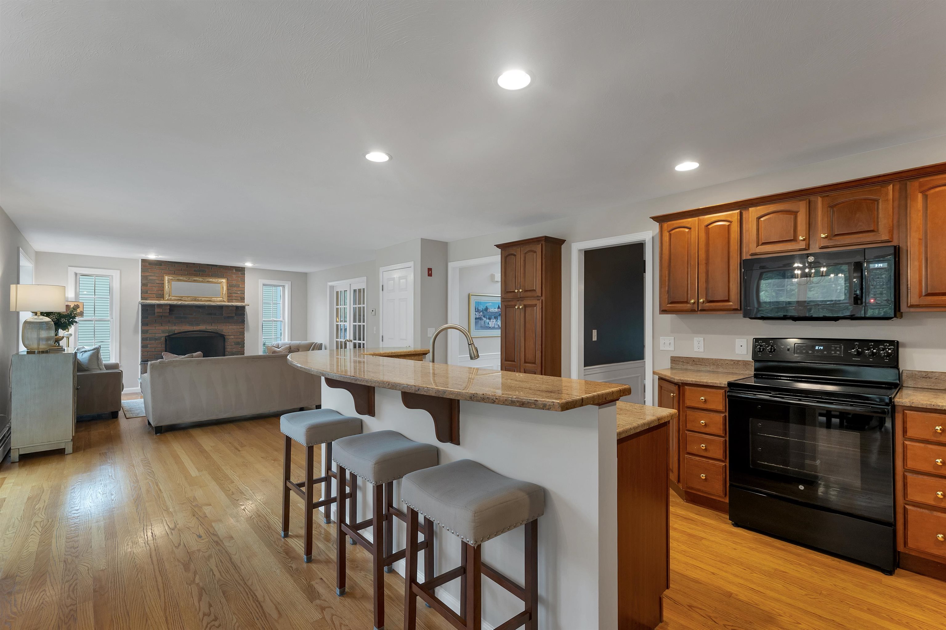 6 Hancock Road Windham, NH 03087 - Photo 13 of 60 Gallery Image 13