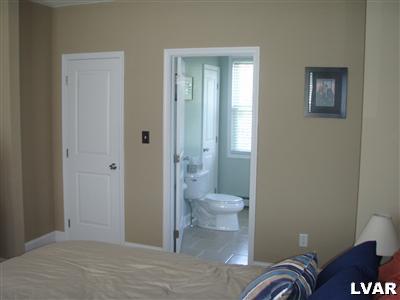 1679 Lindberg Road Bethlehem, PA 18020 - Photo 9 of 11 Gallery Image 9