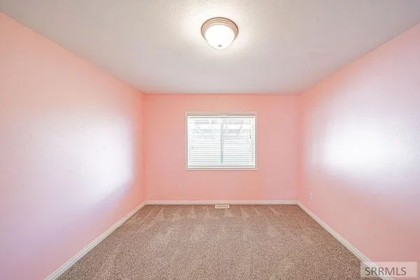 $469,000 | 5425 East Elliott Street, Iona, ID 83427