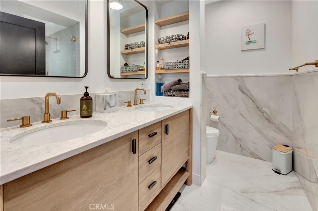 418 East 16th Street Costa Mesa, CA 92627 - Photo 20 of 28