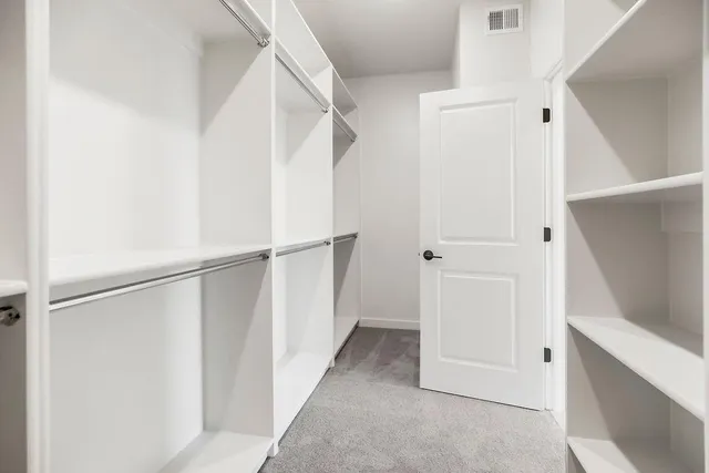 $632,524 | 4271 Aspen Drive, Basehor, KS 66007